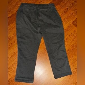 Women’s Old Navy Gray Pants. Size XL with elastic waist.